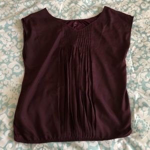 Maroon Loft mixed media short sleeved shirt